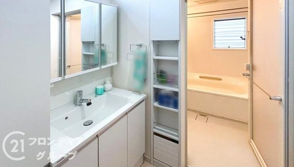 大津市萱野浦の中古一戸建て