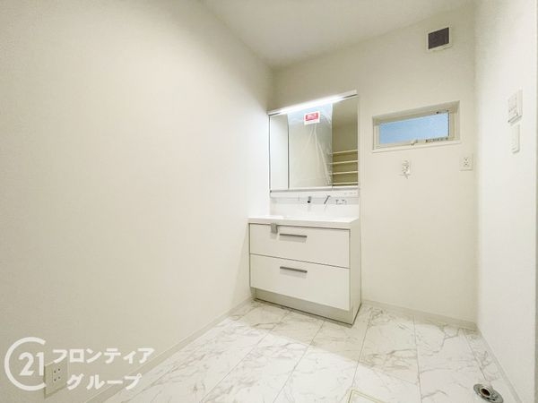 京都市山科区川田欠ノ上　新築一戸建て　全1区画