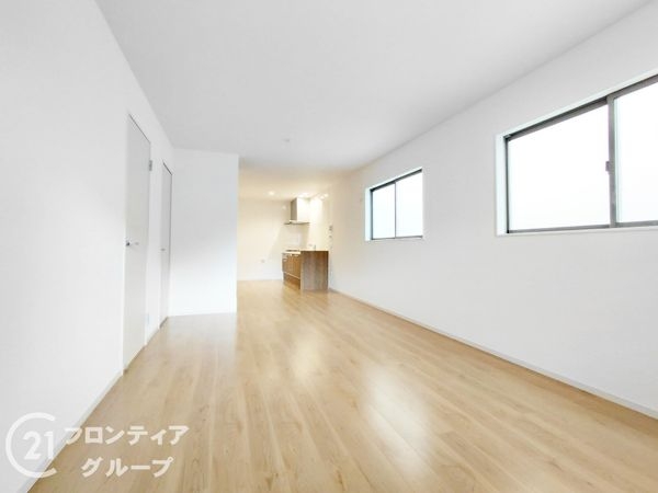 宇治市広野町寺山　新築一戸建て　３期　１号地
