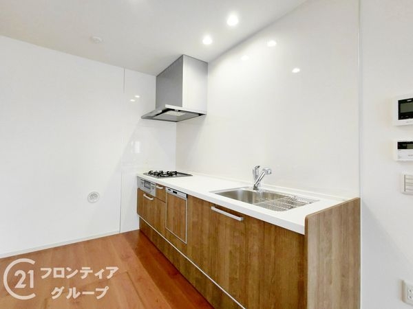 宇治市広野町寺山　新築一戸建て　３期　2号地