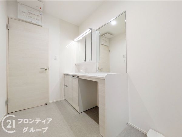 大津市一里山６丁目　新築一戸建て　３号棟