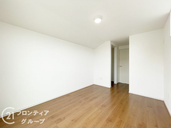 京都市山科区厨子奥苗代元町　新築一戸建て　１期　全１区画