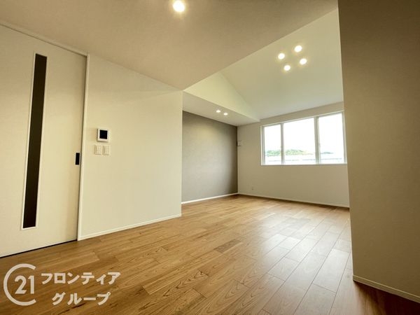 京都市伏見区桃山町大島　新築一戸建て　２　１号棟