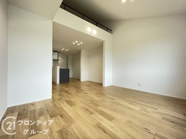 京都市伏見区桃山町大島　新築一戸建て　２　２号棟