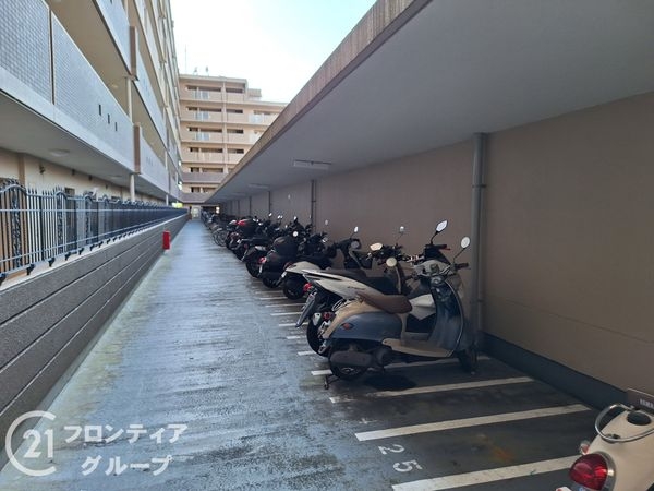 リーデンススクエア宇治伊勢田　中古マンション