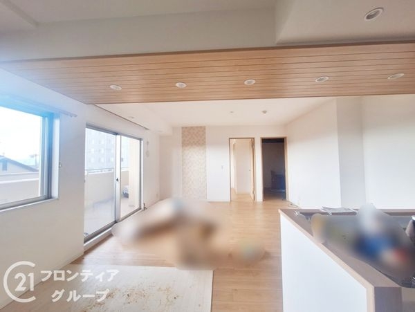 リーデンススクエア宇治伊勢田　中古マンション