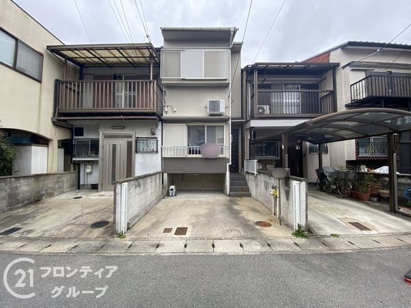 京都市伏見区羽束師菱川町　中古一戸建て