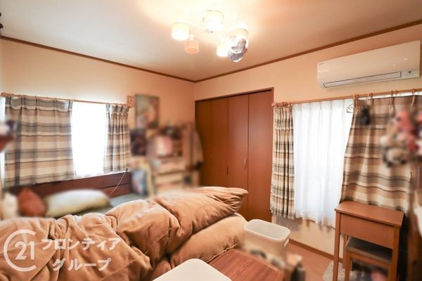京都市山科区大宅関生町の中古一戸建て