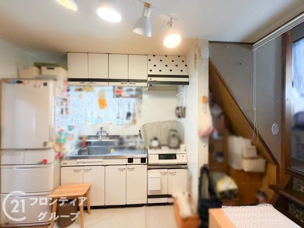 京都市山科区大宅関生町の中古一戸建て