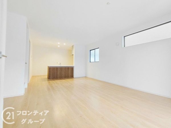 城陽市久世里ノ西　新築一戸建て２期　全１区画