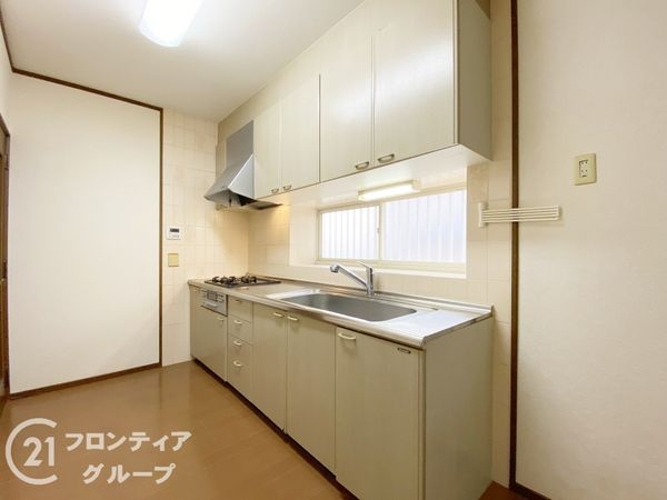 宇治市五ケ庄広岡谷の中古一戸建て