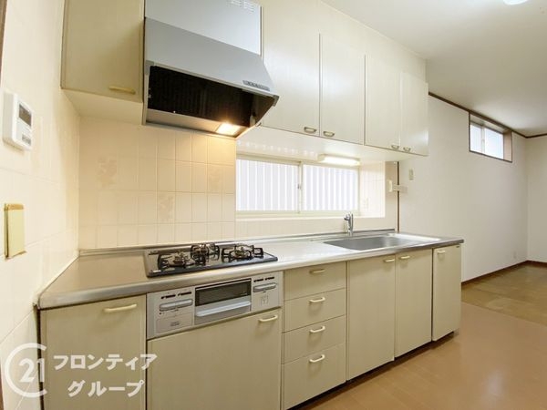 宇治市五ケ庄広岡谷　中古一戸建て