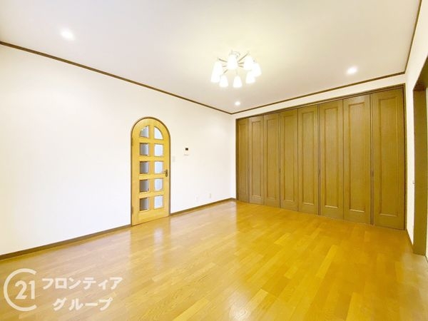 宇治市五ケ庄広岡谷の中古一戸建て