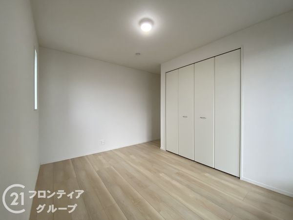 宇治市五ケ庄三番割　新築一戸建て　第１　２号棟