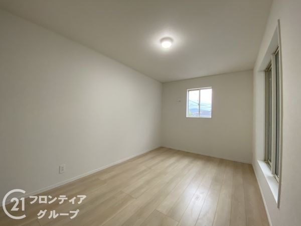 宇治市五ケ庄三番割　新築一戸建て　第１　３号棟