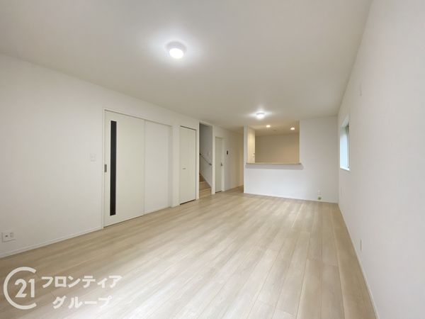 宇治市五ケ庄三番割　新築一戸建て　第１　３号棟