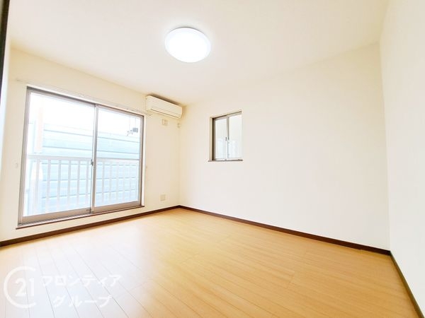 京都市山科区小山下ノ池の中古一戸建て
