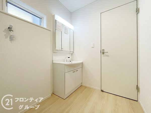 京都市伏見区羽束師菱川町　新築一戸建て　第１　７号棟
