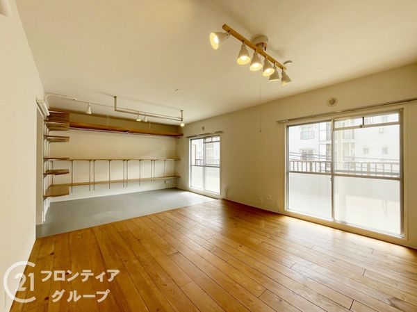 醍醐上ノ山団地B1棟　中古マンション
