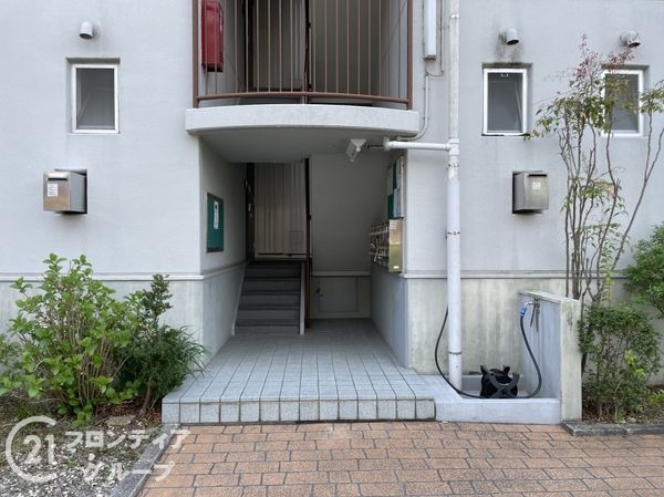 醍醐上ノ山団地B1棟　中古マンション