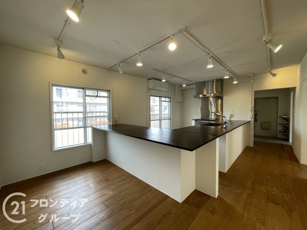 醍醐上ノ山団地B1棟　中古マンション