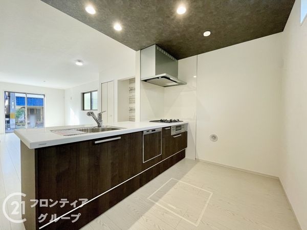 宇治市小倉町蓮池　新築一戸建て　5期　1号棟