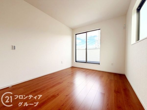 宇治市広野町寺山　新築一戸建て　2期　１号地