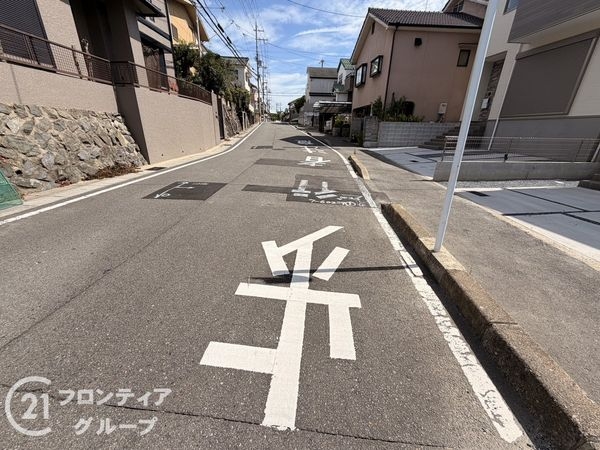 宇治市広野町寺山　新築一戸建て　2期　１号地