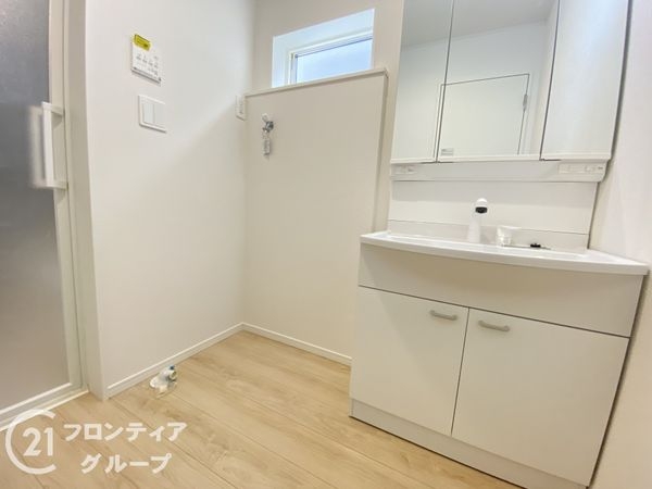 京都市伏見区羽束師菱川町　新築一戸建て　第１　２号棟