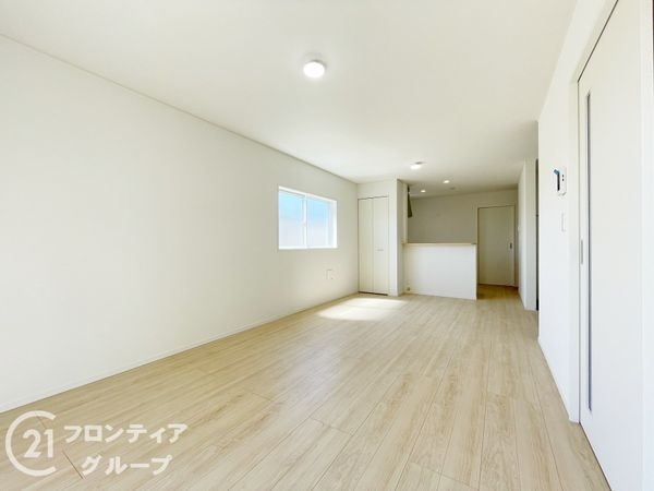 京都市伏見区羽束師菱川町　新築一戸建て　第１　３号棟