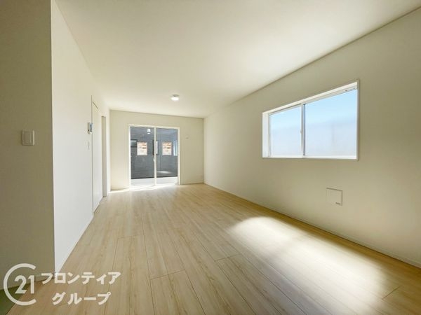 京都市伏見区羽束師菱川町　新築一戸建て　第１　３号棟