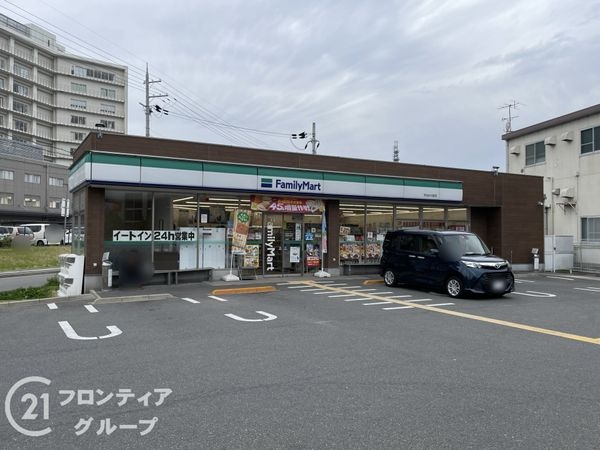 宇治市槇島町吹前の中古一戸建て(ファミリーマート宇治中川原店)