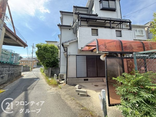 京都市伏見区横大路六反畑の中古一戸建て