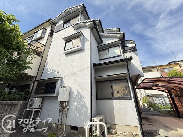 京都市伏見区横大路六反畑の中古一戸建て
