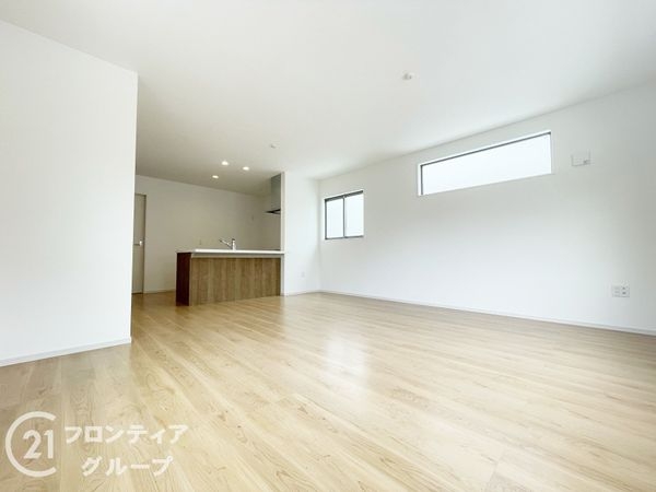宇治市羽拍子町　新築一戸建て　２期　１号棟