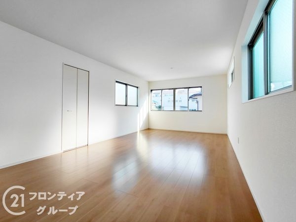 宇治市羽拍子町　新築一戸建て　２期　４号棟