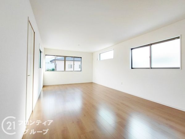 宇治市羽拍子町　新築一戸建て　２期　４号棟