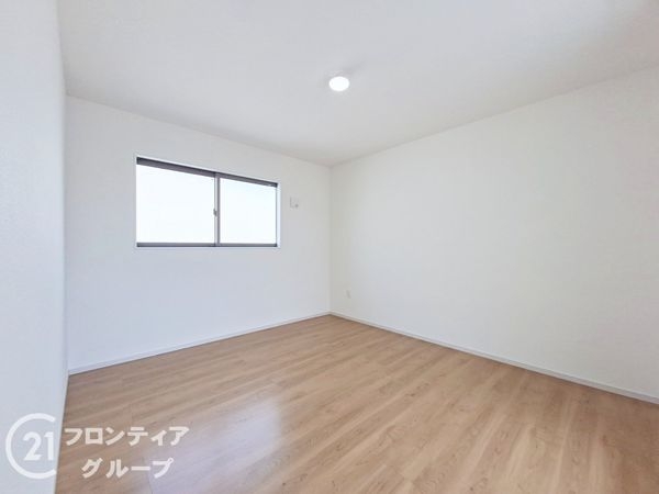 宇治市羽拍子町　新築一戸建て　２期　２号棟