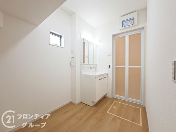 宇治市羽拍子町　新築一戸建て　２期　２号棟