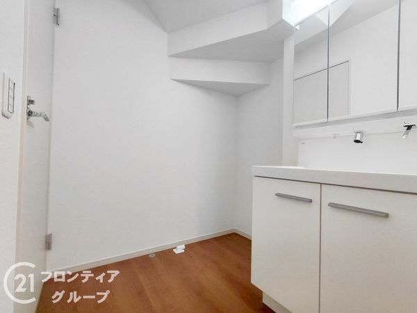 大津市別保２丁目　新築一戸建て　１期　２号棟