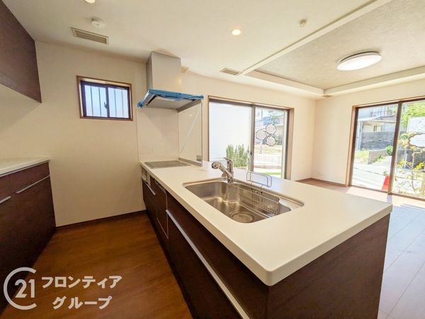 大津市石山寺４丁目新築一戸建て３期２号地