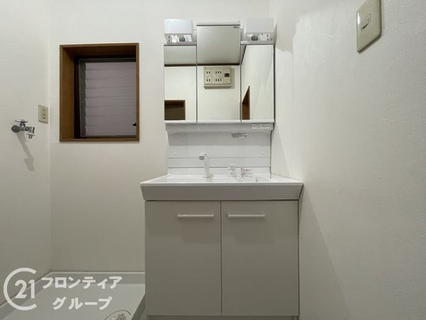 城陽市平川野原の中古一戸建て