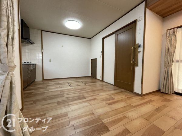 城陽市平川野原の中古一戸建て