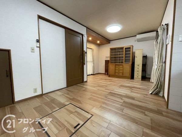 城陽市平川野原　中古一戸建て