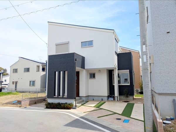 大津市石山寺４丁目新築一戸建て３期３号地