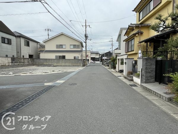 宇治市伊勢田町砂田　新築一戸建て　１号棟