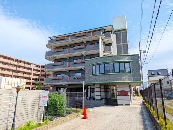 ロータリーマンション・パレリヴァージュ　中古マンション