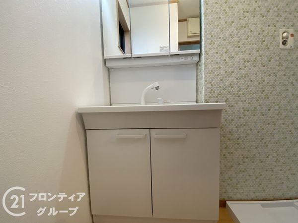 京都市南区上鳥羽西浦町の中古一戸建て