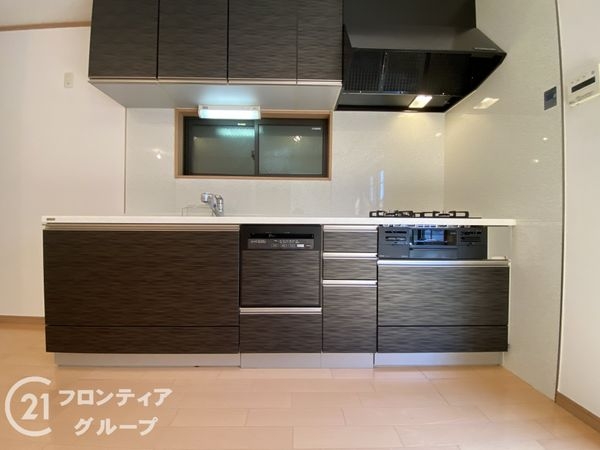 京都市南区上鳥羽西浦町　中古一戸建て