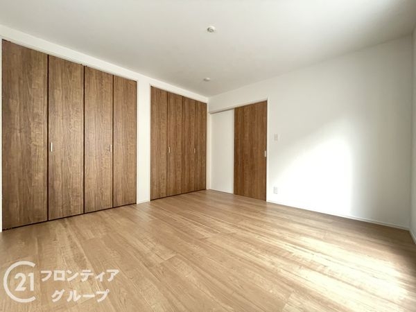 八幡市八幡山田　新築一戸建て　第３　３号棟